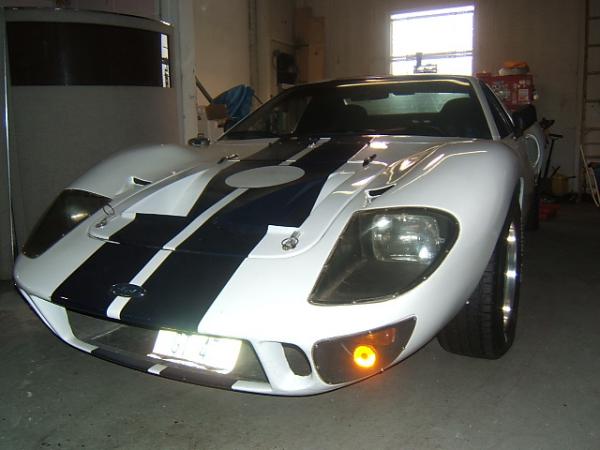 Ford gt replica fiero #9