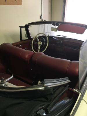 Vehicle Image 2 - 1959 Mercedes-Benz 220S Cabriolet