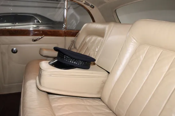 Vehicle Image 16 - 1960 Rolls-Royce Silver Cloud II LWB James Young Limousine