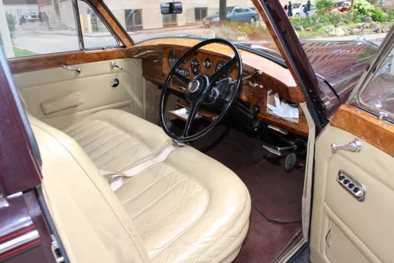 Vehicle Image 50 - 1960 Rolls-Royce Silver Cloud II LWB James Young Limousine