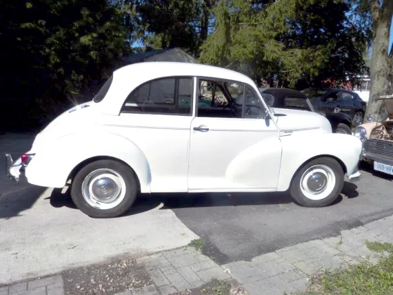 Vehicle Image 9 - 1958 Morris Minor 1000