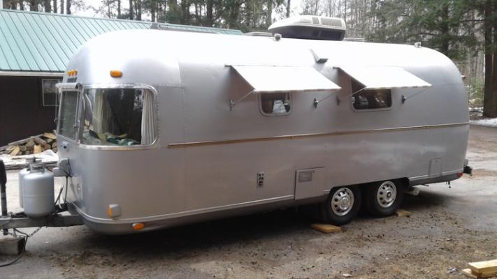 Vehicle Image 11 - 1973 Airstream Argosy