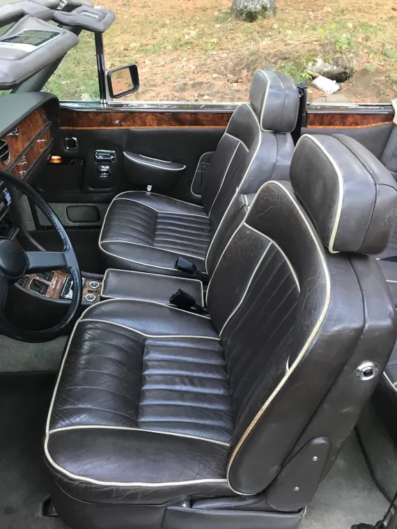 Vehicle Image 9 - 1986 Rolls-Royce Corniche II