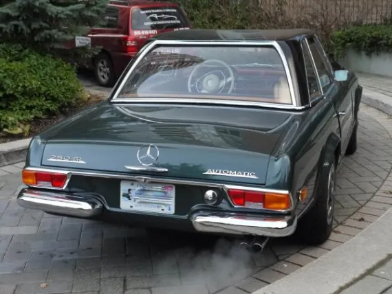 Vehicle Image 13 - 1967 Mercedes-Benz 250 SL
