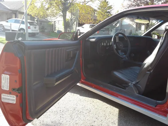 Vehicle Image 9 - 1984 Chevrolet Camaro Z28 coupe