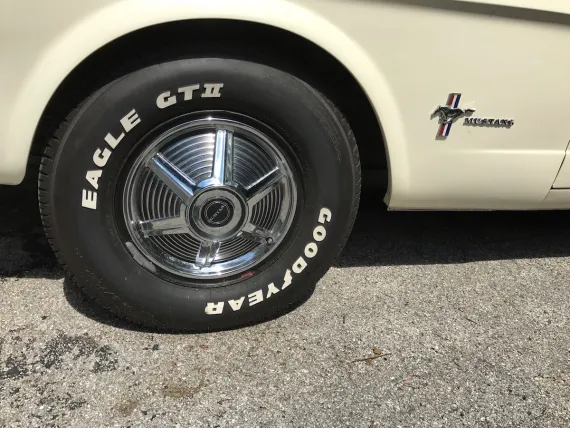 Vehicle Image 3 - 1965 Ford Mustang hardtop