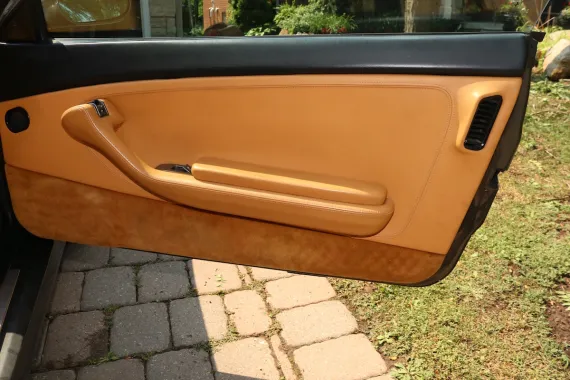 Vehicle Image 4 - 1995 Ferrari 456 GT