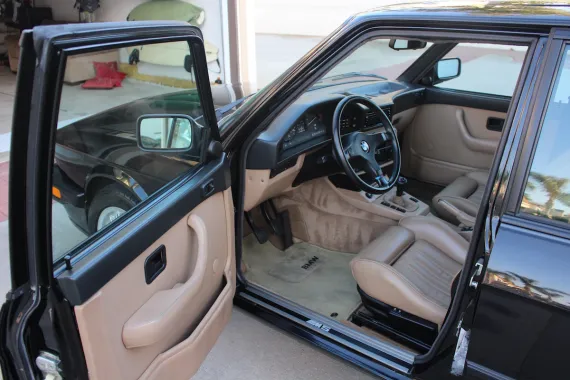 Vehicle Image 8 - 1988 BMW M5 (E28)