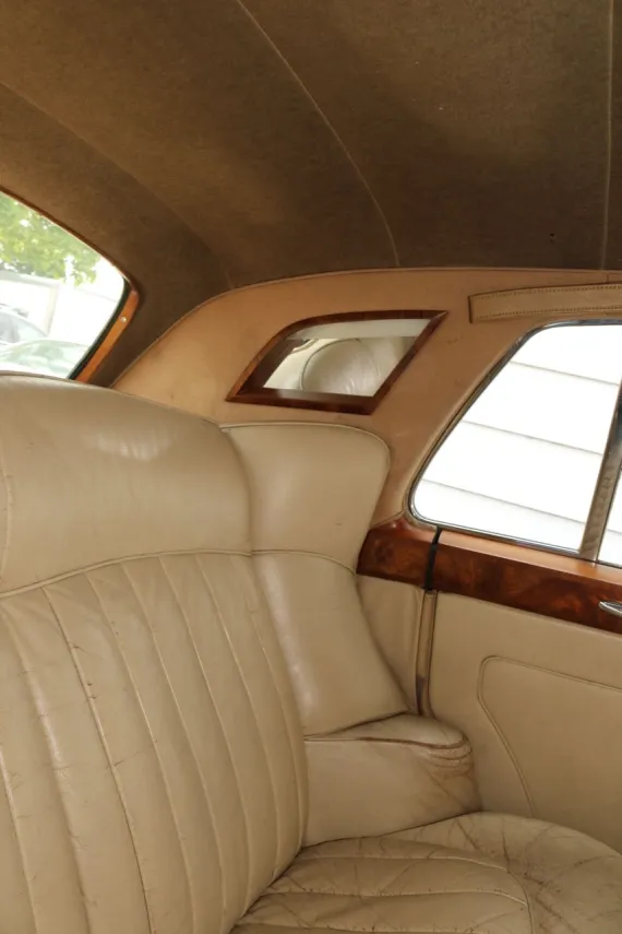 Vehicle Image 4 - 1959 Bentley S1 LHD