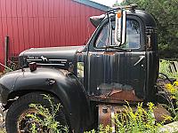 Thumbnail 8 - 1952 Mack B33 Tractor Truck