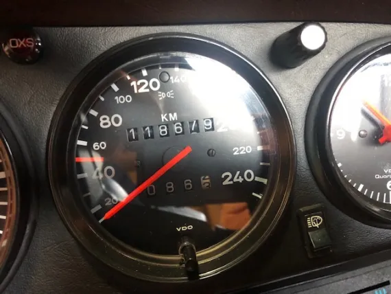 Vehicle Image 11 - 1982 Porsche 911SC Targa - ONE very careful owner