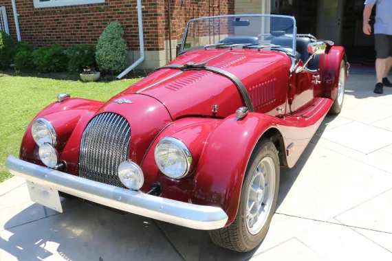 Vehicle Image 15 - 1990 Morgan Plus 8