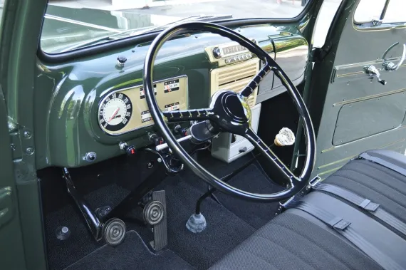 Vehicle Image 10 - 1948 Ford F47 truck