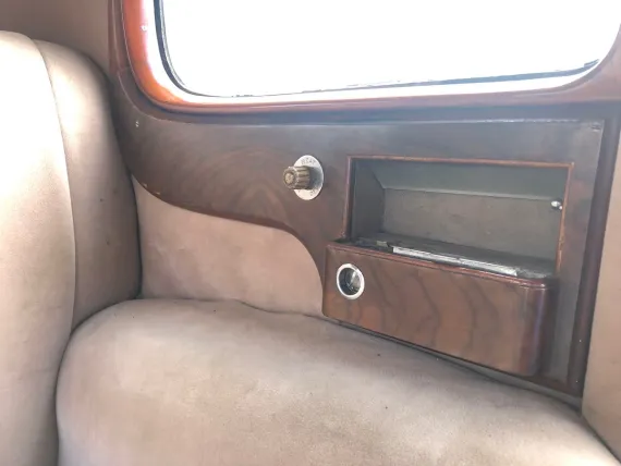 Vehicle Image 5 - 1939 Rolls-Royce Wraith Limousine Serial No. WMB52