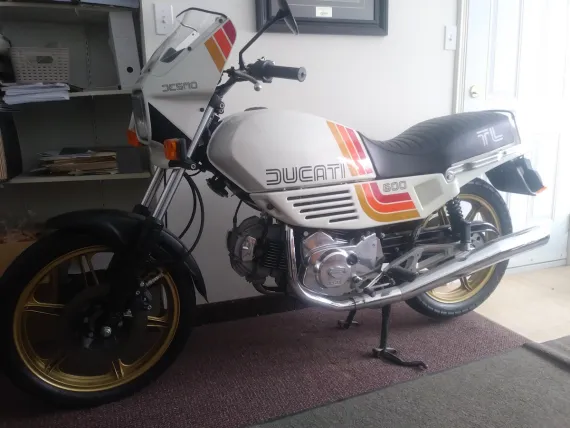 Vehicle Image 2 - 1983-4 Hercules 80cc Chopper