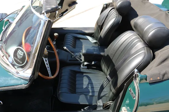 Vehicle Image 4 - 1968 Jaguar E Type Roadster Series 1.5 BRG