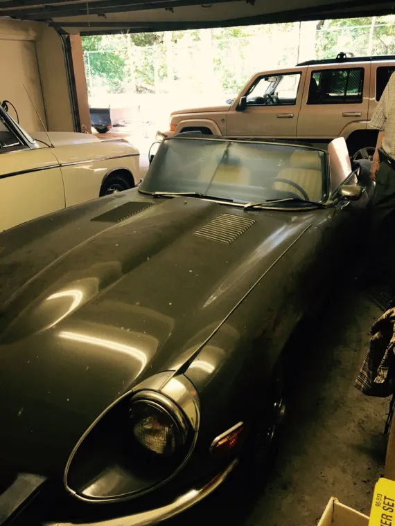 Vehicle Image 4 - 1974 Jaguar XKE Roadster