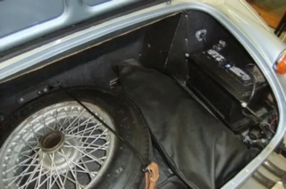 Vehicle Image 6 - 1965 Austin Healey 3000 MKII Phase II