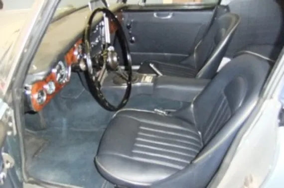 Vehicle Image 14 - 1965 Austin Healey 3000 MKII Phase II