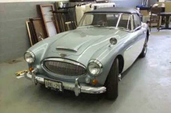 Vehicle Image 23 - 1965 Austin Healey 3000 MKII Phase II