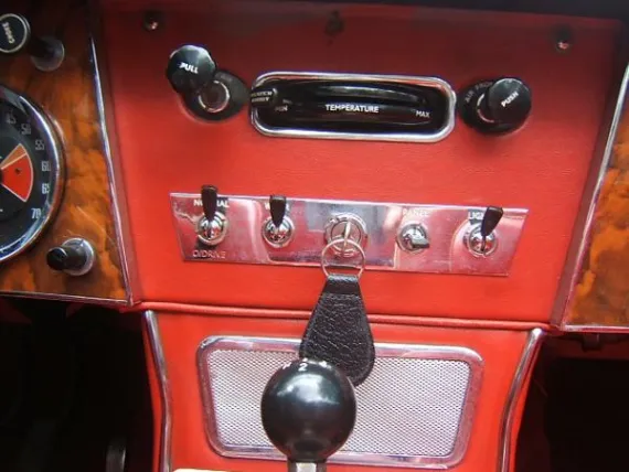 Vehicle Image 10 - 1964 Austin Healey 3000 BJ8 PHASE 1
