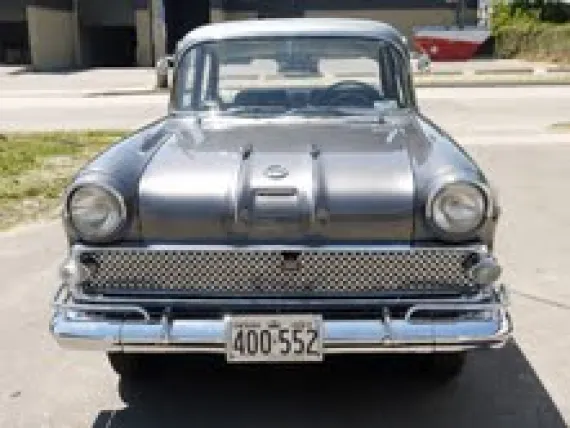 Vehicle Image 13 - 1960 Vauxhall Victor Special DeLuxe