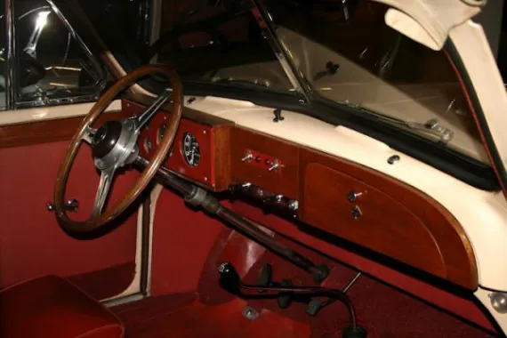 Vehicle Image 19 - 1950 Morris Minor Convertible ALTA-Darring