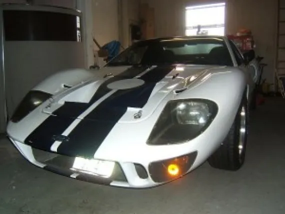 Vehicle Image 1 - 1984 Ford GT40 (Fiero Replica)