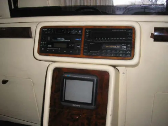 Vehicle Image 8 - 1989 Mercedes-Benz 1000 SEL Limousine