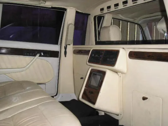 Vehicle Image 10 - 1989 Mercedes-Benz 1000 SEL Limousine
