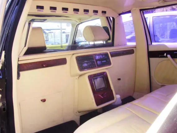 Vehicle Image 12 - 1989 Mercedes-Benz 1000 SEL Limousine