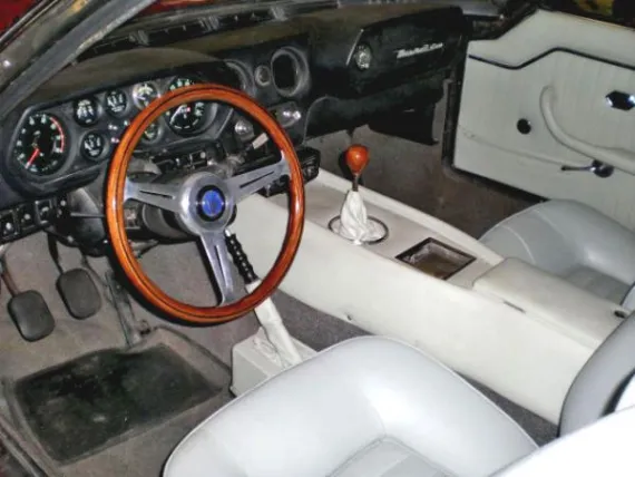 Vehicle Image 2 - 1971 Maserati Indy