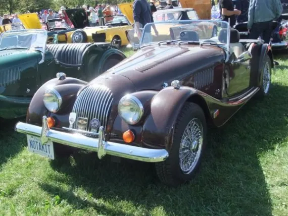 Vehicle Image 9 - 1978 Morgan 4/4