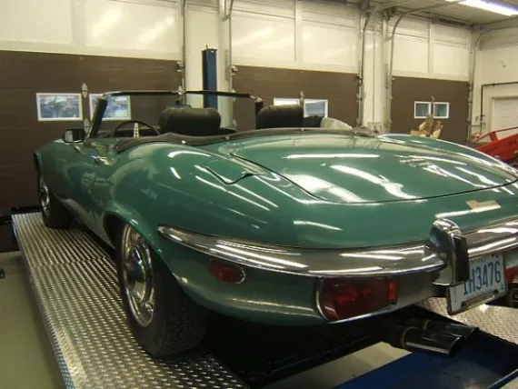 Vehicle Image 22 - 1973 Jaguar XKE Series III Roadster