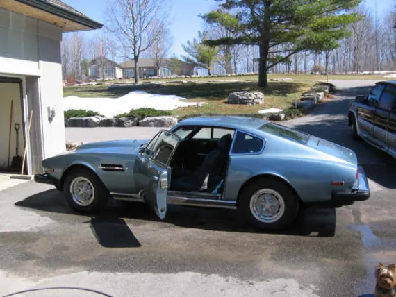Vehicle Image 5 - 1975 Aston Martin V8