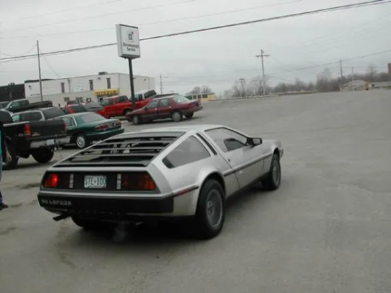 Vehicle Image 2 - 1981 Delorean