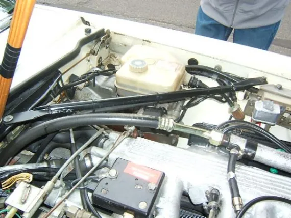 Vehicle Image 4 - 1989 Jaguar XJS V12 Convertible