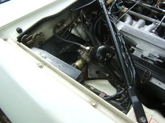 Vehicle Image 10 - 1989 Jaguar XJS V12 Convertible