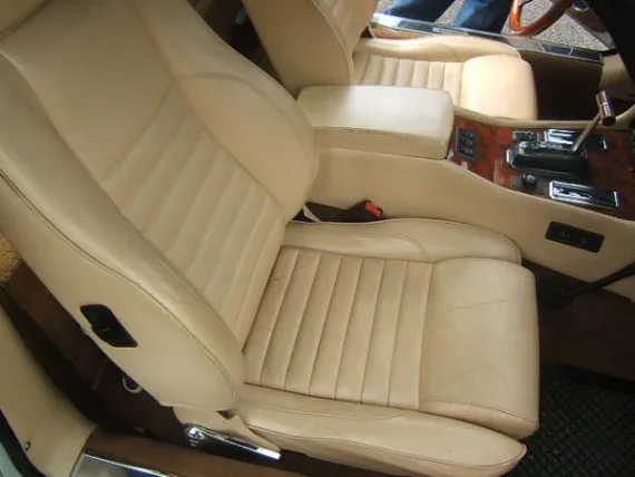 Vehicle Image 12 - 1989 Jaguar XJS V12 Convertible