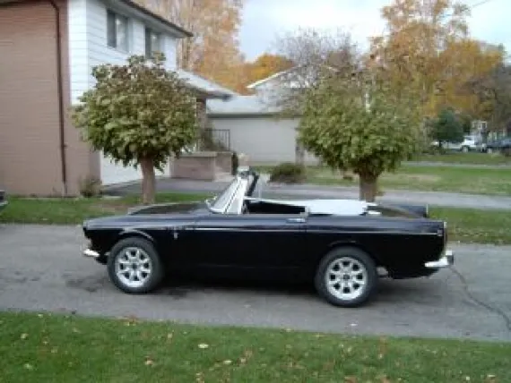 Vehicle Image 4 - 1966 Sunbeam Tiger Mk1A