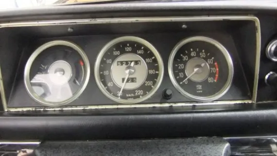 Vehicle Image 4 - 1972 BMW 2002 Alpina