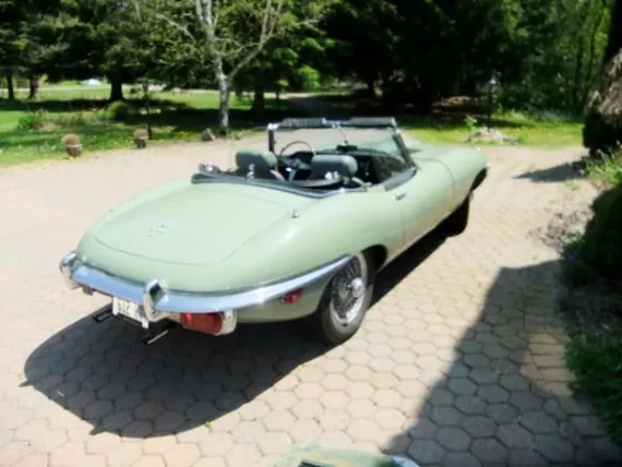 Vehicle Image 8 - 1968 Jaguar XKE Roadster
