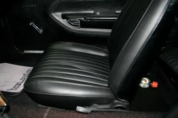 Vehicle Image 1 - 1974 Plymouth 'Cuda