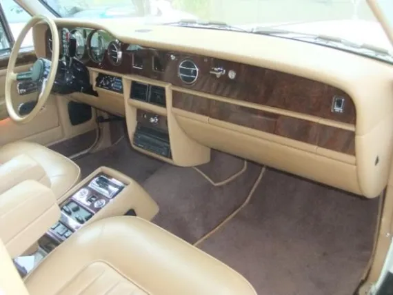 Vehicle Image 11 - 1988 Rolls Royce Silver Spur
