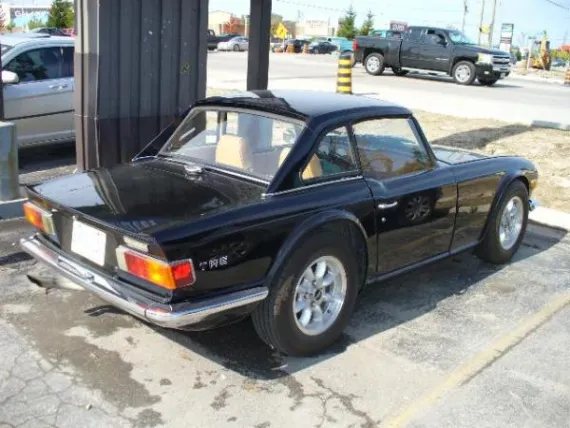 Vehicle Image 9 - 1971 Triumph TR6 O/D Hardtop