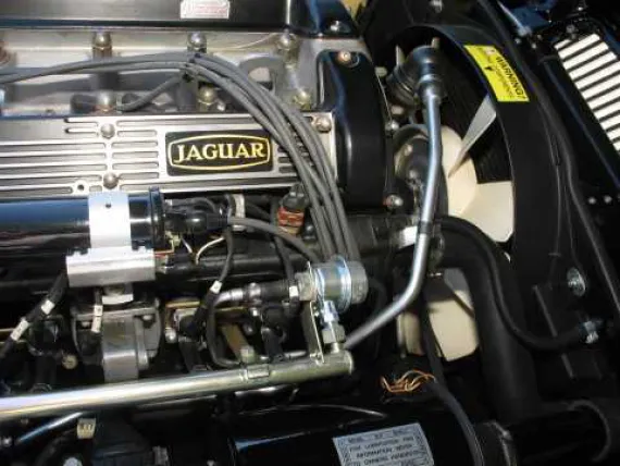 Vehicle Image 8 - 1987 Jaguar XJ6 Vanden Plas