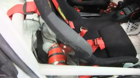 Vehicle Image 3 - 1992 Porsche NGT Series RS