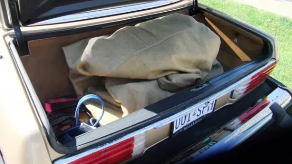 Vehicle Image 20 - 1983 Mercedes-Benz 380SL
