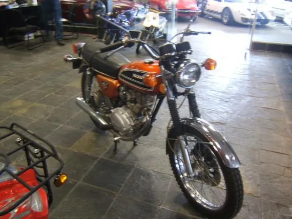 Vehicle Image 4 - 1974 Honda 125