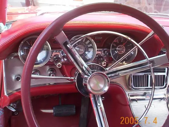 Vehicle Image 3 - 1962 Ford Thunderbird Coupe